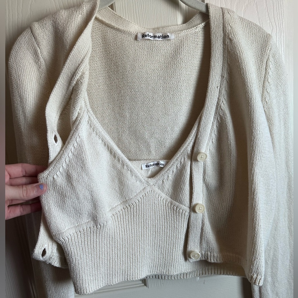 Reformation Top & Sweater Ivory Cotton Crop